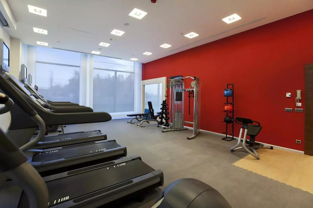 HILTONGARDENINN_SHABAVIZ (4).jpg